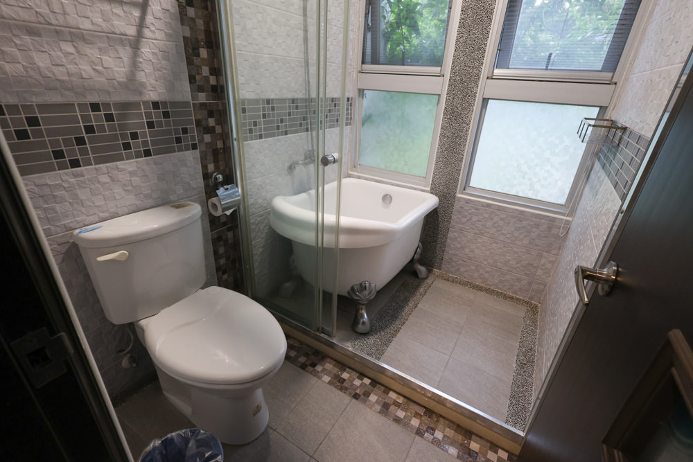 花蓮民宿推薦|太魯閣曼波海灘民宿、午玥咖啡餐館、花蓮寵物友善餐廳、鄰近曼波海灘、火鍋鹹豬肉烤雞簡餐料理 - 第16張圖 花蓮民宿推薦|太魯閣曼波海灘民宿、午玥咖啡餐館、花蓮寵物友善餐廳、鄰近曼波海灘、火鍋鹹豬肉烤雞簡餐料理