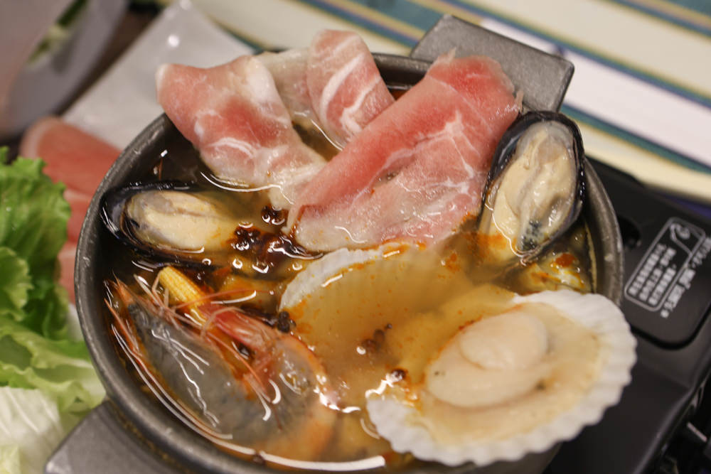 花蓮民宿推薦|太魯閣曼波海灘民宿、午玥咖啡餐館、花蓮寵物友善餐廳、鄰近曼波海灘、火鍋鹹豬肉烤雞簡餐料理 - 第34張圖 花蓮民宿推薦|太魯閣曼波海灘民宿、午玥咖啡餐館、花蓮寵物友善餐廳、鄰近曼波海灘、火鍋鹹豬肉烤雞簡餐料理