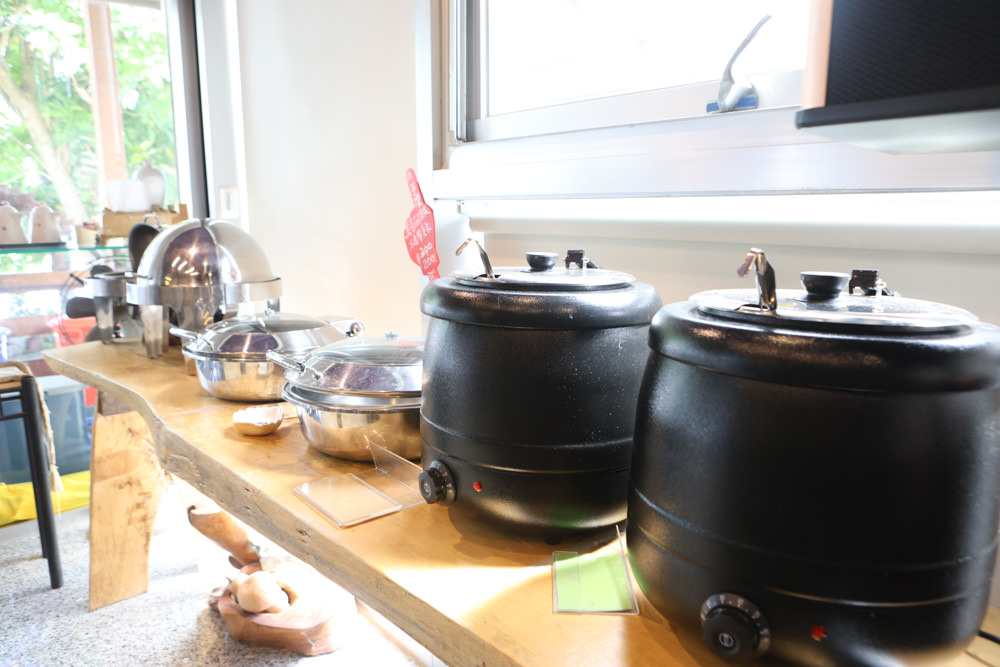 花蓮民宿推薦|太魯閣曼波海灘民宿、午玥咖啡餐館、花蓮寵物友善餐廳、鄰近曼波海灘、火鍋鹹豬肉烤雞簡餐料理 - 第38張圖 花蓮民宿推薦|太魯閣曼波海灘民宿、午玥咖啡餐館、花蓮寵物友善餐廳、鄰近曼波海灘、火鍋鹹豬肉烤雞簡餐料理