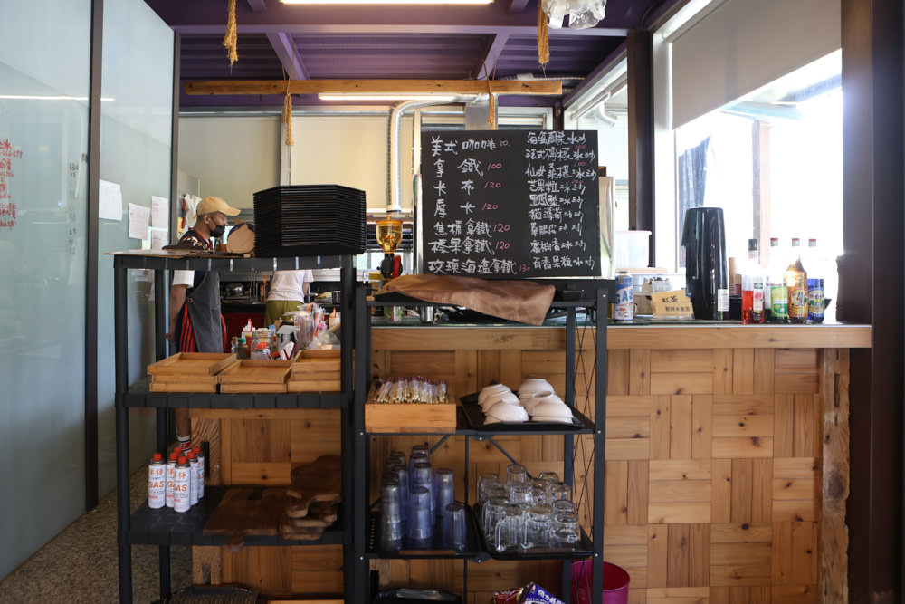 花蓮民宿推薦|太魯閣曼波海灘民宿、午玥咖啡餐館、花蓮寵物友善餐廳、鄰近曼波海灘、火鍋鹹豬肉烤雞簡餐料理 - 第12張圖 花蓮民宿推薦|太魯閣曼波海灘民宿、午玥咖啡餐館、花蓮寵物友善餐廳、鄰近曼波海灘、火鍋鹹豬肉烤雞簡餐料理