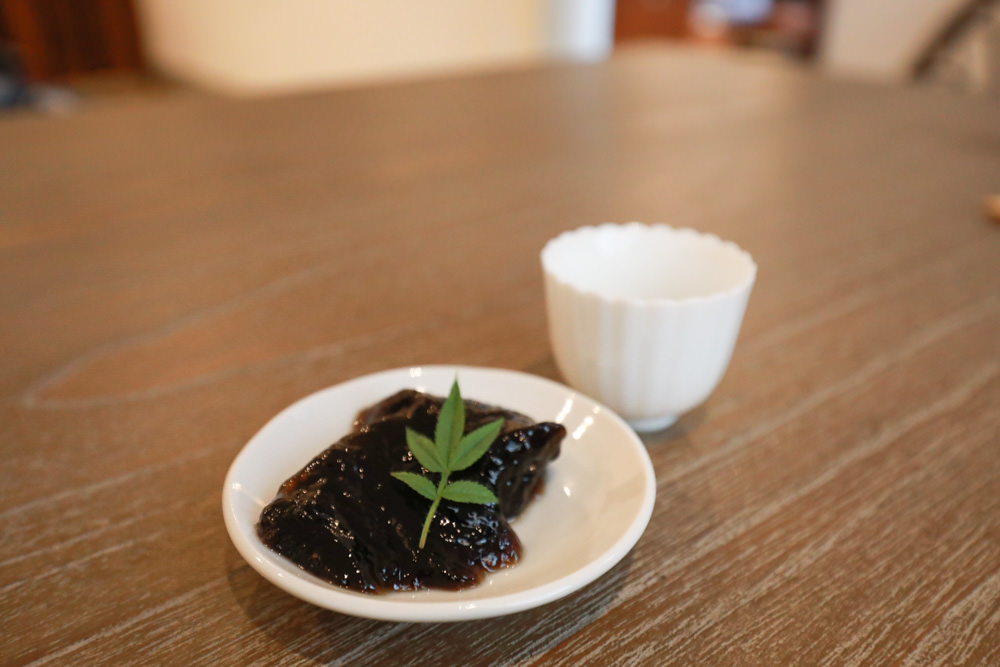 花蓮美食｜木容MURON。50年代台式老宅中的茶館甜點店、寵物友善餐廳、老宅咖啡廳、花蓮下午茶、