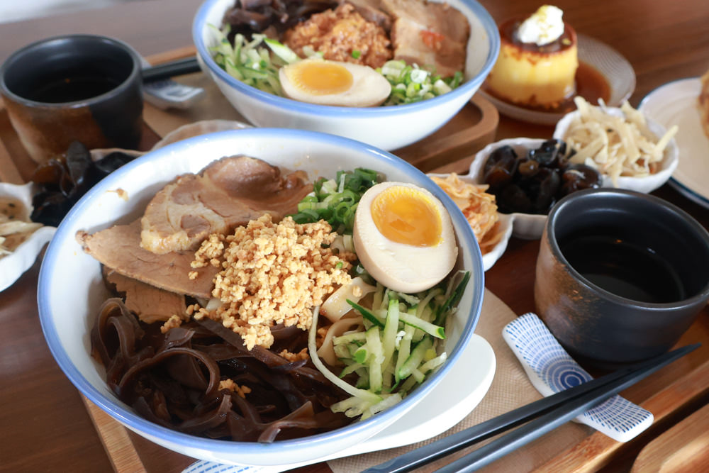 台北文山木柵｜生活在他方夜貓店。寵物友善餐廳、隱藏在貓空山上的秘境咖啡廳、營業至凌晨兩點！