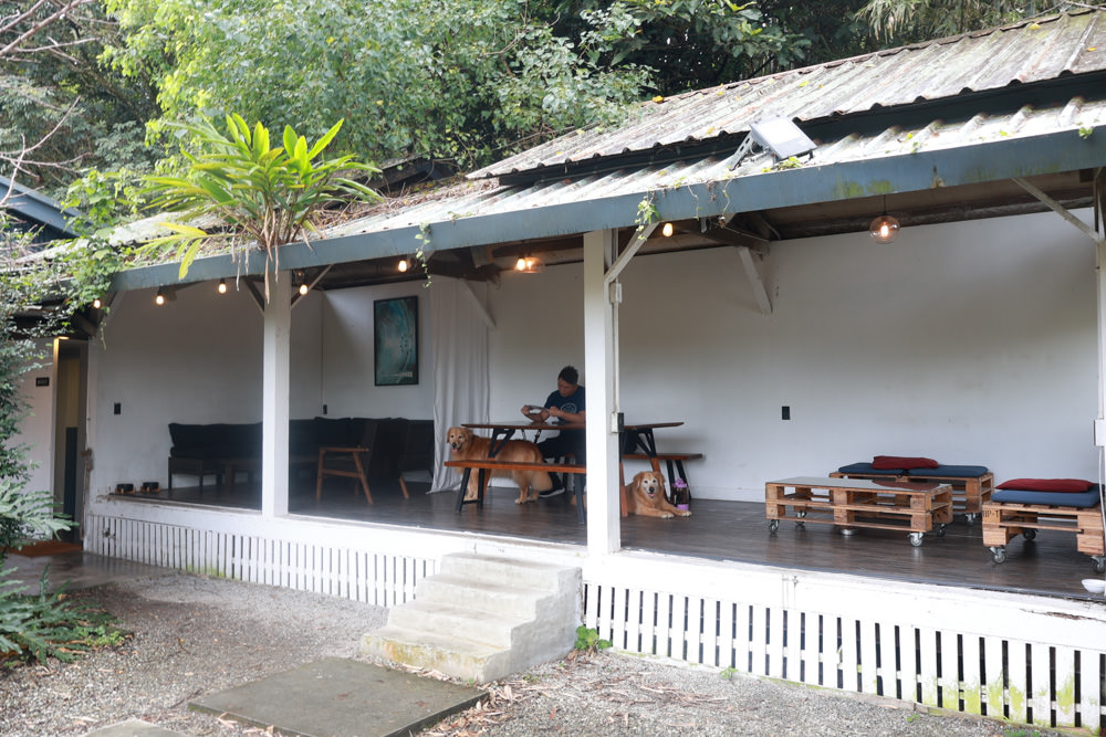 台北文山木柵｜生活在他方夜貓店。寵物友善餐廳、隱藏在貓空山上的秘境咖啡廳、營業至凌晨兩點！