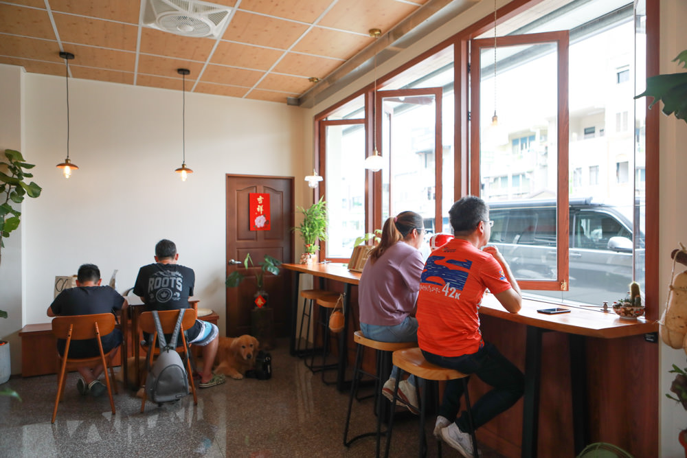 宜蘭美食｜木蘭春生。祖傳四代的傳統小吃美食、甜點飲料、瓜仔肉飯、復古文青風寵物友善餐廳