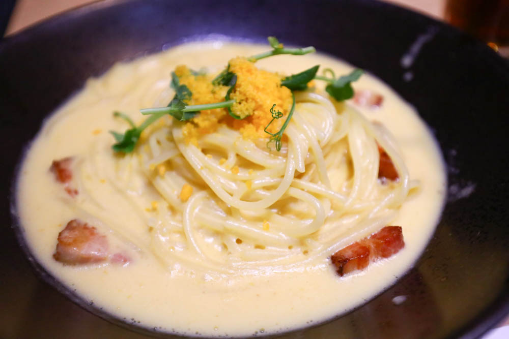 高雄美食｜Mao Mao Lee 李毛毛寵物餐廳。專為毛小孩設計的大份量寵物餐、有包廂、近高雄展覽館