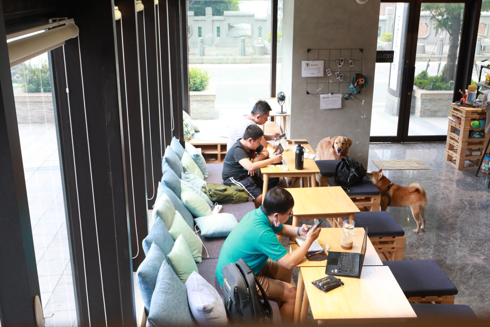 桃園美食|Reboot Cafe輕食早午餐、咖啡專賣店、不限時寵物友善咖啡、桃園質感咖啡廳 - 第7張圖 桃園美食|Reboot Cafe輕食早午餐、咖啡專賣店、不限時寵物友善咖啡、桃園質感咖啡廳