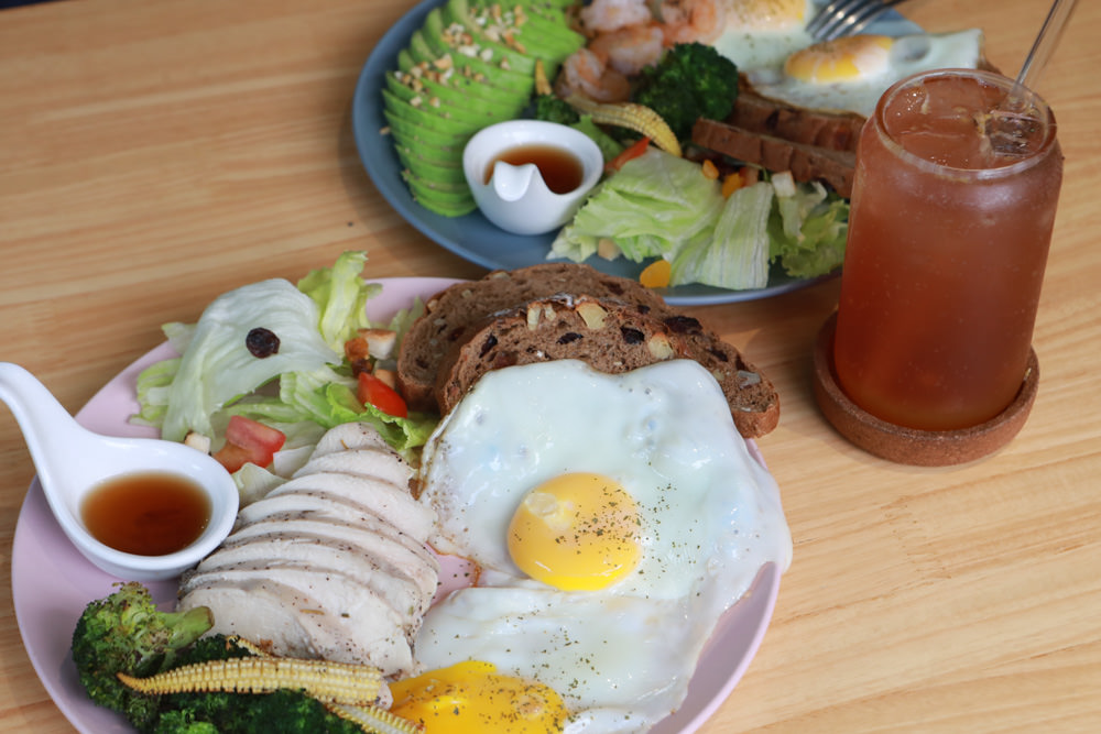 桃園美食|Reboot Cafe輕食早午餐、咖啡專賣店、不限時寵物友善咖啡、桃園質感咖啡廳 - 第13張圖 桃園美食|Reboot Cafe輕食早午餐、咖啡專賣店、不限時寵物友善咖啡、桃園質感咖啡廳