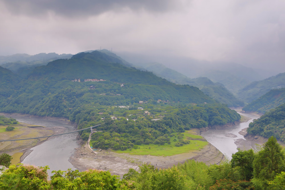 桃園復興景觀餐廳｜森鄰水岸景觀咖啡館。寵物友善餐廳、180度飽覽角板山、新溪口吊橋山嵐美景