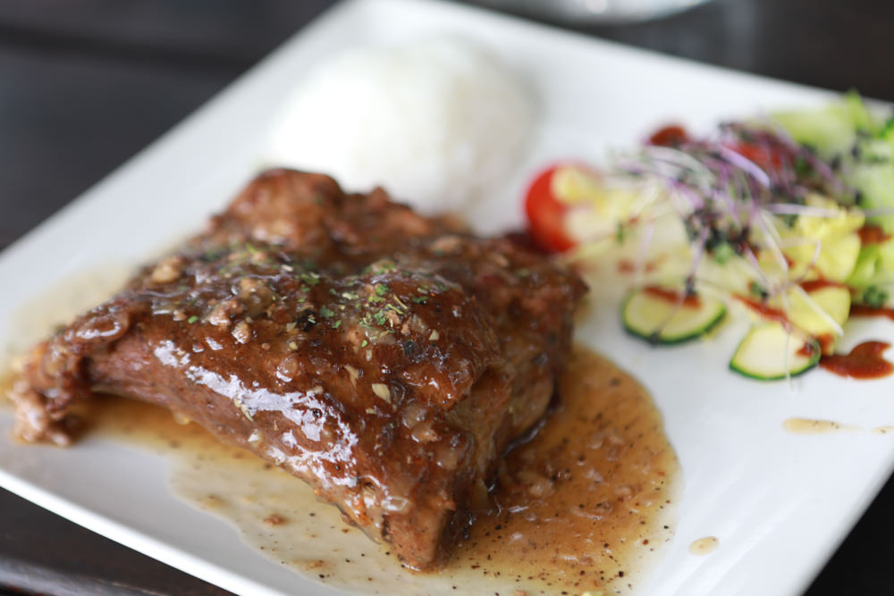 桃園復興景觀餐廳｜森鄰水岸景觀咖啡館。寵物友善餐廳、180度飽覽角板山、新溪口吊橋山嵐美景