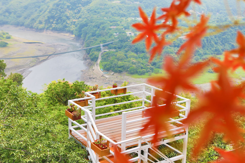 桃園復興景觀餐廳｜森鄰水岸景觀咖啡館。寵物友善餐廳、180度飽覽角板山、新溪口吊橋山嵐美景