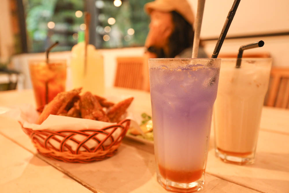 桃園復興鄉美食｜ZOO ZOO CAFE。北橫公路上美式加州復古咖啡廳、窯烤披薩、寵物友善餐廳