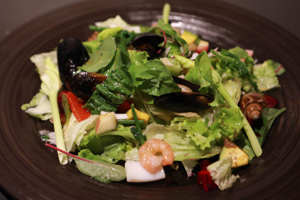 花蓮美食｜梅蘢鎮。海陸燒烤饗宴無菜單料理、寵物友善餐廳、食材新鮮！！