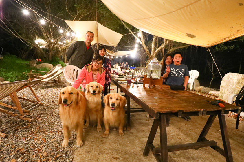 花蓮新景點|嘻餐町-賣火柴的餐桌。森林系營火餐桌、浪漫森林中享受奢華營火晚餐服務、寵物友善 - 第28張圖 花蓮新景點|嘻餐町-賣火柴的餐桌。森林系營火餐桌、浪漫森林中享受奢華營火晚餐服務、寵物友善