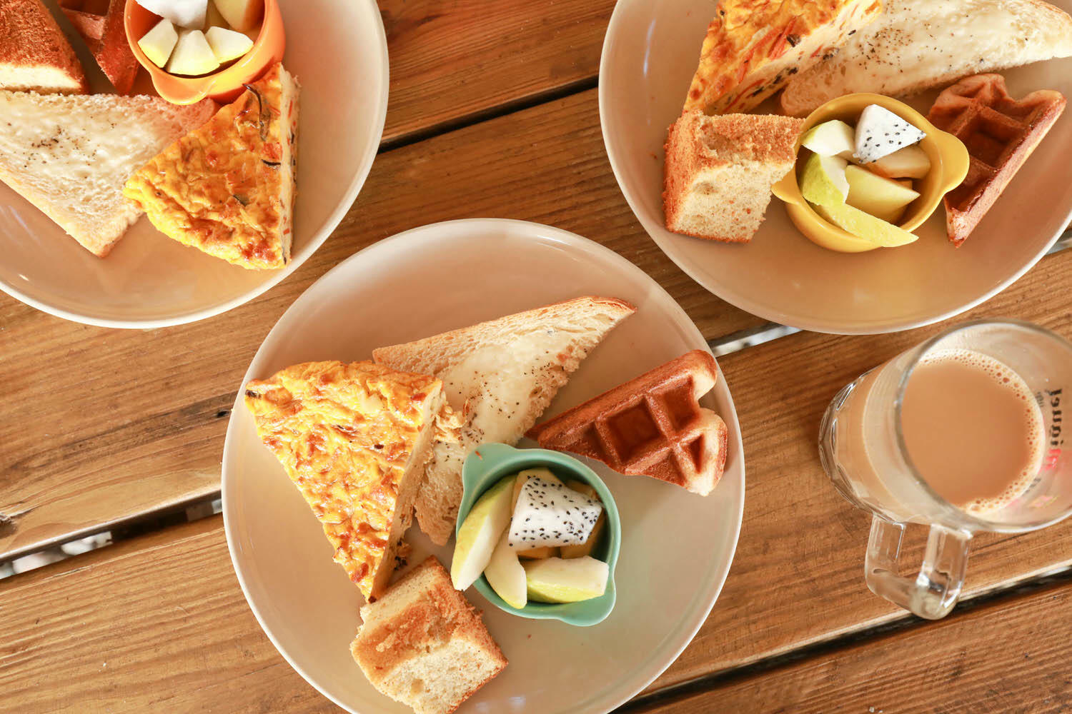 毛小海洋俱樂部｜花蓮鹽寮。花蓮寵物友善民宿、花蓮海景包棟民宿、露營風格美學、野營、星空電影院