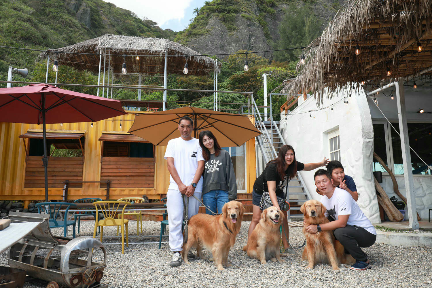 毛小海洋俱樂部｜花蓮鹽寮。花蓮寵物友善民宿、花蓮海景包棟民宿、露營風格美學、野營、星空電影院