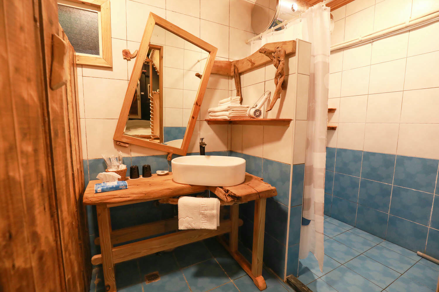 毛小海洋俱樂部｜花蓮鹽寮。花蓮寵物友善民宿、花蓮海景包棟民宿、露營風格美學、野營、星空電影院