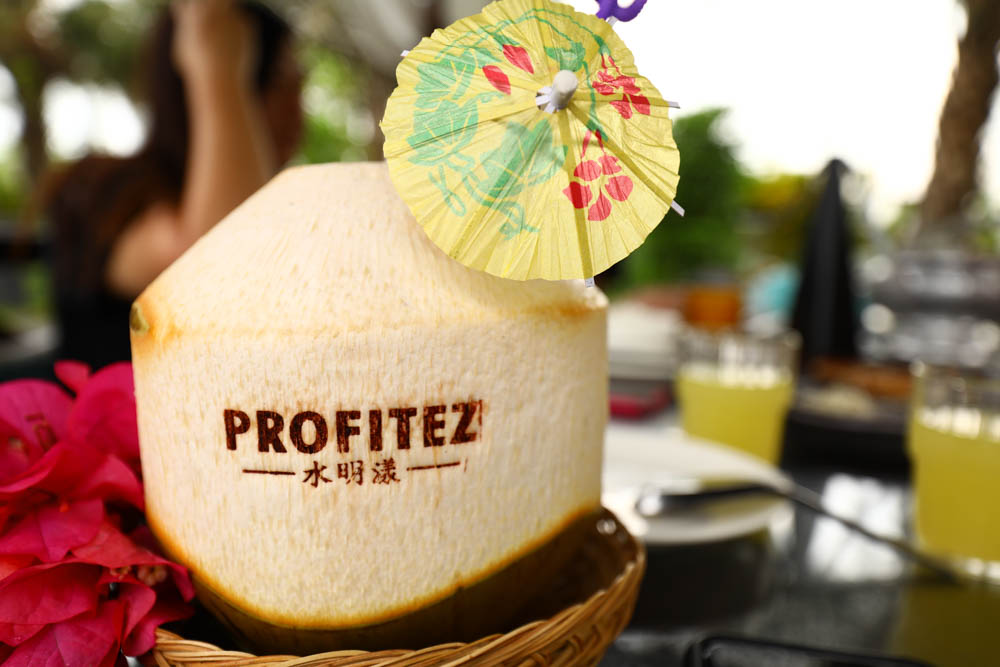 屏東里港美食|水明漾活蝦景觀餐廳。秒穿峇里島風情,坐在發呆亭品嚐熱炒蝦料理、寵物友善 - 第17張圖 屏東里港美食|水明漾活蝦景觀餐廳。秒穿峇里島風情,坐在發呆亭品嚐熱炒蝦料理、寵物友善