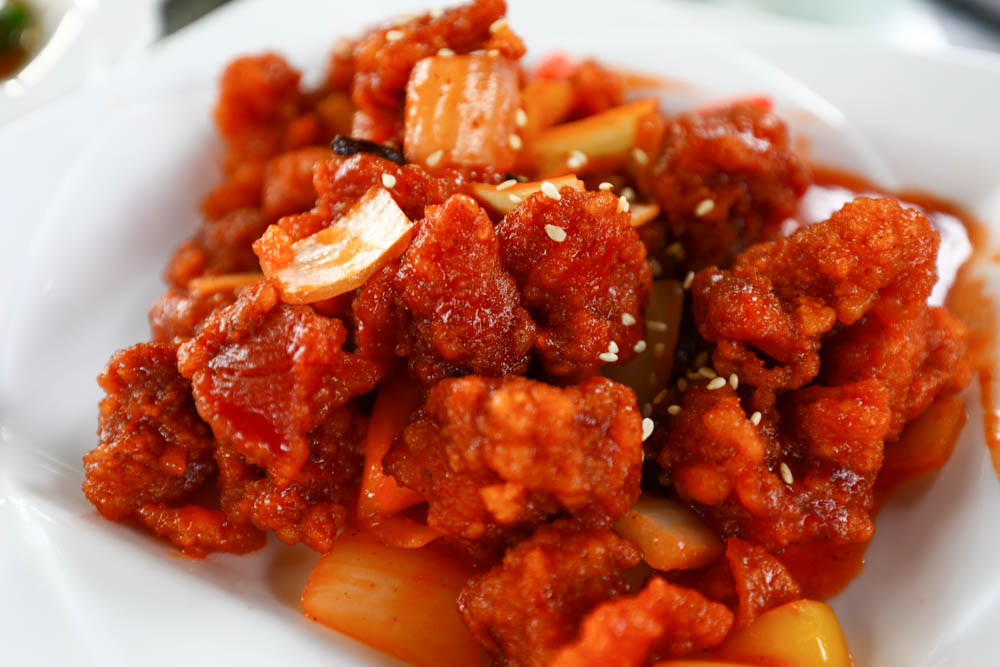 屏東里港美食|水明漾活蝦景觀餐廳。秒穿峇里島風情,坐在發呆亭品嚐熱炒蝦料理、寵物友善 - 第25張圖 屏東里港美食|水明漾活蝦景觀餐廳。秒穿峇里島風情,坐在發呆亭品嚐熱炒蝦料理、寵物友善