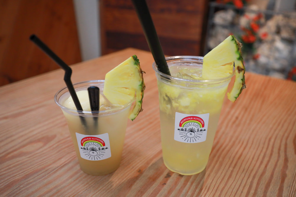 沖繩北部親子景點｜名護鳳梨園、全新推出恐龍冒險之旅 。可愛吸睛自動駕駛鳳梨號導覽車、雨天備案