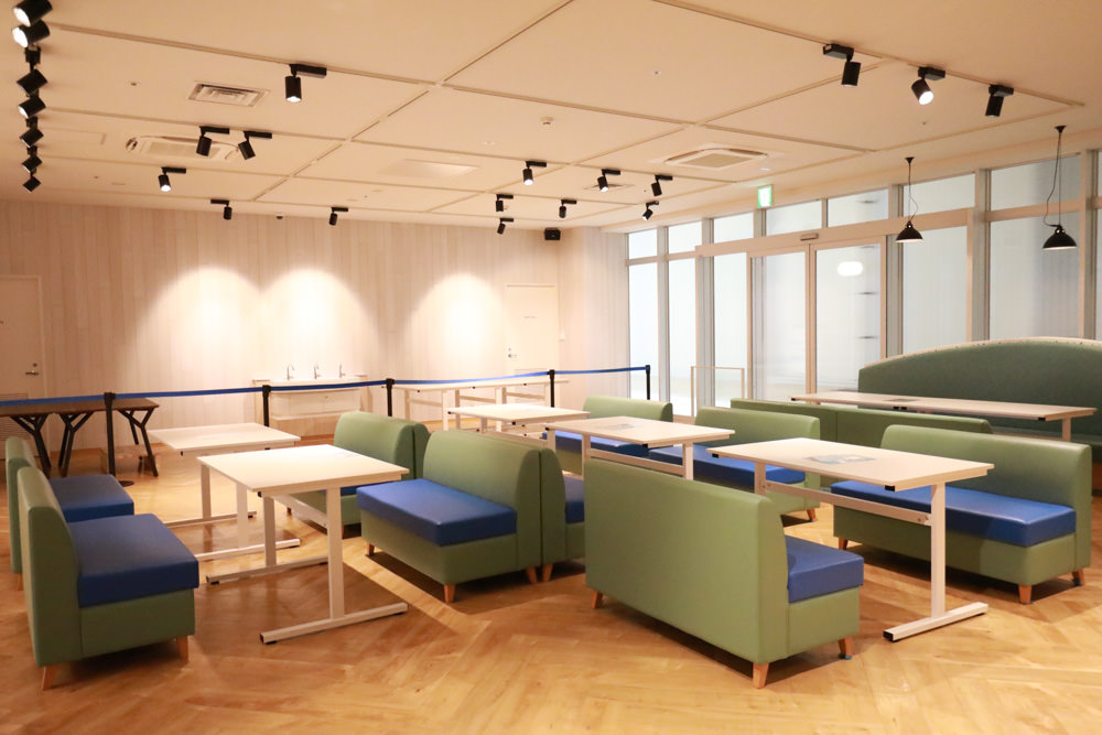 沖繩南部新景點｜DMM Kariyushi水族館。沖繩最新水族館、結合沖繩陸地、海洋生態神秘療癒的超夢幻水族館！！