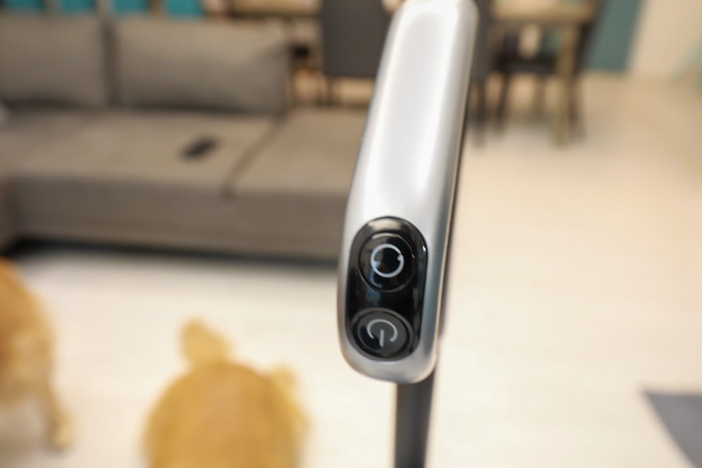 OSOTEK 順造H200黑豹無線吸拖一體洗地機。6合一吸塵/拖地/吸水/除菌/自動清潔/熱烘乾、全方位地板清潔、清潔打掃必備神器