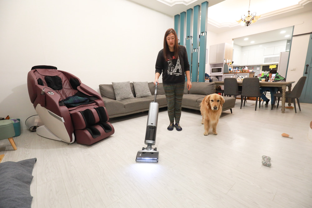 OSOTEK 順造H200黑豹無線吸拖一體洗地機。6合一吸塵/拖地/吸水/除菌/自動清潔/熱烘乾、全方位地板清潔、清潔打掃必備神器