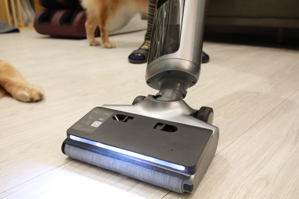 OSOTEK 順造H200黑豹無線吸拖一體洗地機。6合一吸塵/拖地/吸水/除菌/自動清潔/熱烘乾、全方位地板清潔、清潔打掃必備神器