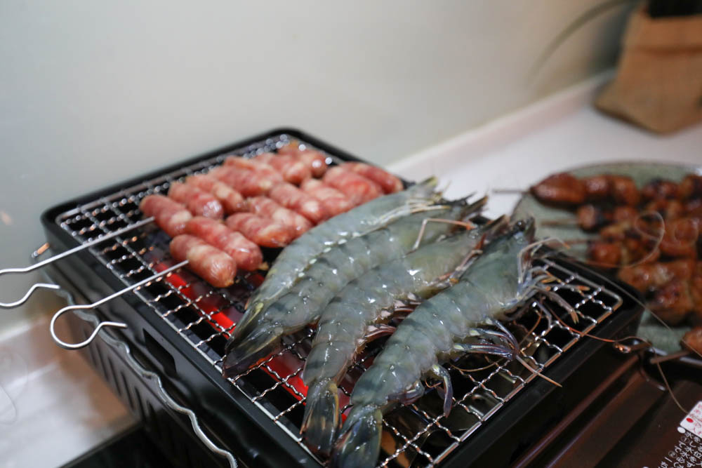 苗栗苑裡｜浩克森林小屋。寵物友善民宿、隱藏在森林中的秘境小木屋、好客八號穀倉小屋