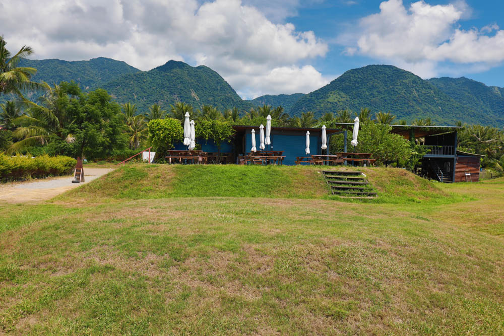 台東海景景觀餐廳|都蘭海角咖啡。寵物友善餐廳、絕美看海餐廳、大草皮、西班牙異國料理!! - 第3張圖 台東海景景觀餐廳|都蘭海角咖啡。寵物友善餐廳、絕美看海餐廳、大草皮、西班牙異國料理!!