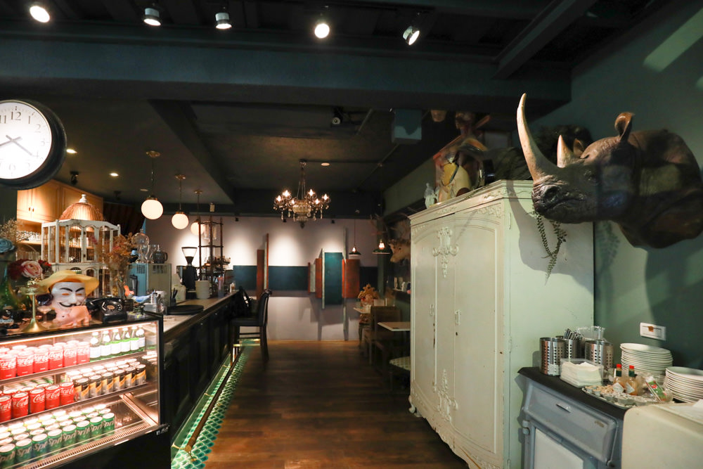 台北淡水美食景點|Binma Area 134玻璃屋咖啡廳。寵物友善餐廳、森林系咖啡廳、攝影基地、網美咖啡廳、淡水天元宮附近 - 第20張圖 台北淡水美食景點|Binma Area 134玻璃屋咖啡廳。寵物友善餐廳、森林系咖啡廳、攝影基地、網美咖啡廳、淡水天元宮附近