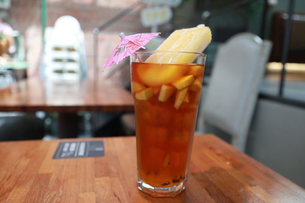 台北淡水美食景點|Binma Area 134玻璃屋咖啡廳。寵物友善餐廳、森林系咖啡廳、攝影基地、網美咖啡廳、淡水天元宮附近 - 第29張圖 台北淡水美食景點|Binma Area 134玻璃屋咖啡廳。寵物友善餐廳、森林系咖啡廳、攝影基地、網美咖啡廳、淡水天元宮附近