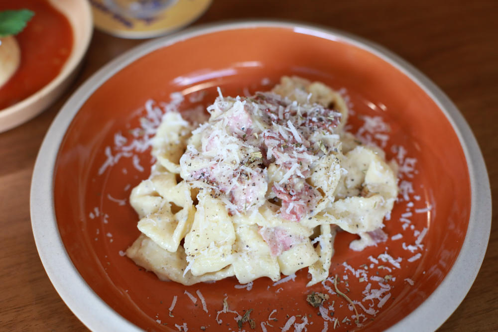 新北深坑美食｜南國深坑。寵物友善餐廳、深坑老街附近的老宅咖啡廳、早午餐、菲律賓炸豬五花肉飯