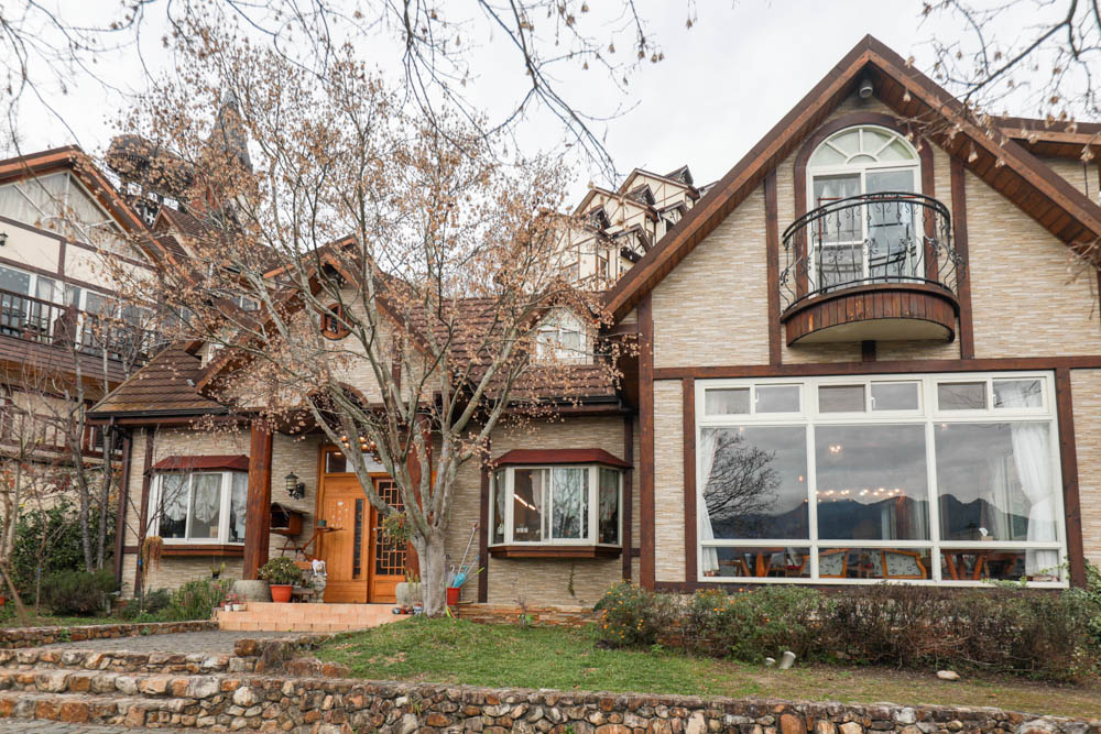 清境蒙塔妮手作甜點｜南投清境美食咖啡廳、清境寵物友善餐廳、超美的歐洲童話小屋、每日手作法式甜點