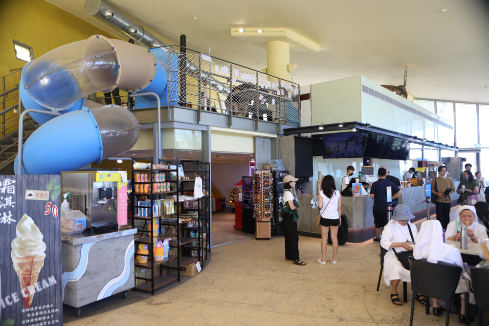 宜蘭頭城景點｜外澳沙灘、外澳服務區、外澳濱海遊憩區、九號咖啡外澳館。擁抱無敵海景、遠眺龜山島美景