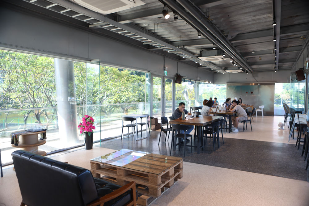 宜蘭頭城景點|蘭陽博物館、蘭博–烏石港驛站。融合當地地景建造出的絕美建築 - 第20張圖 宜蘭頭城景點|蘭陽博物館、蘭博–烏石港驛站。融合當地地景建造出的絕美建築