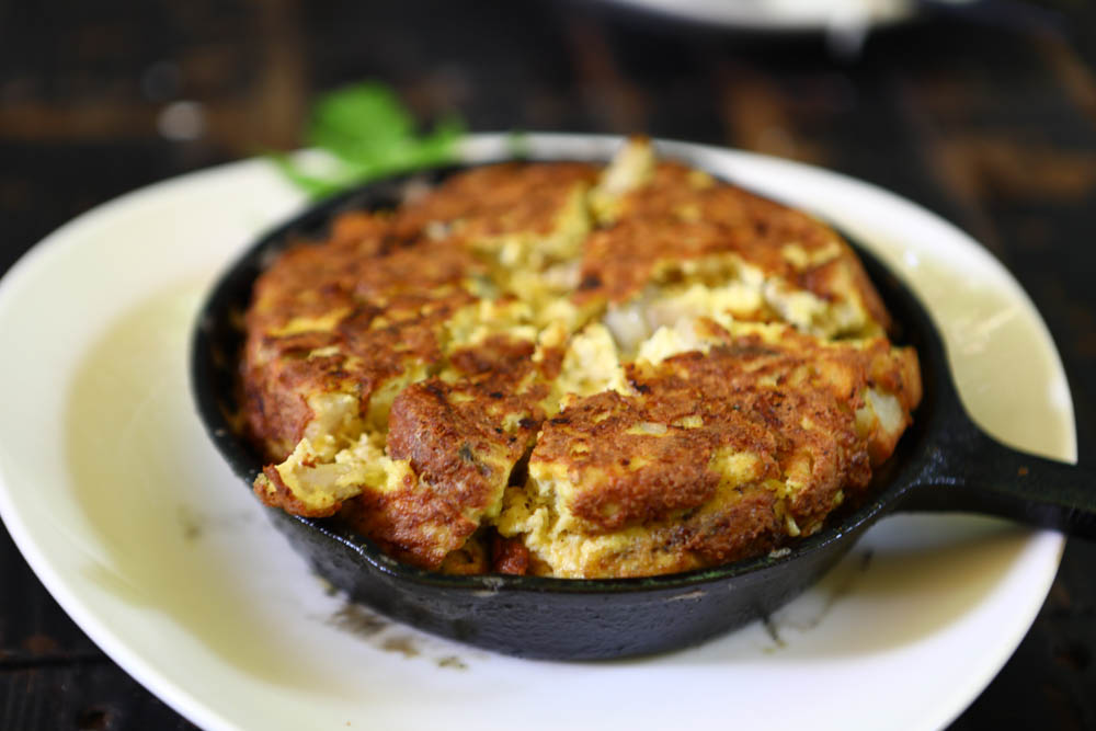 花蓮｜嘻餐町溪畔餐桌。浮誇峽谷下午茶、網美鞦韆吊床、漫步清澈溪流中溯溪、豐盛多元化的美味佳餚、還有窯烤披薩DIY