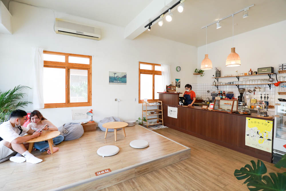 墾丁滿州鄉美食|收假症候群。寵物友善餐廳、邪惡美味超好吃漢堡、超正點奶油啤酒!! - 第3張圖 墾丁滿州鄉美食|收假症候群。寵物友善餐廳、邪惡美味超好吃漢堡、超正點奶油啤酒!!