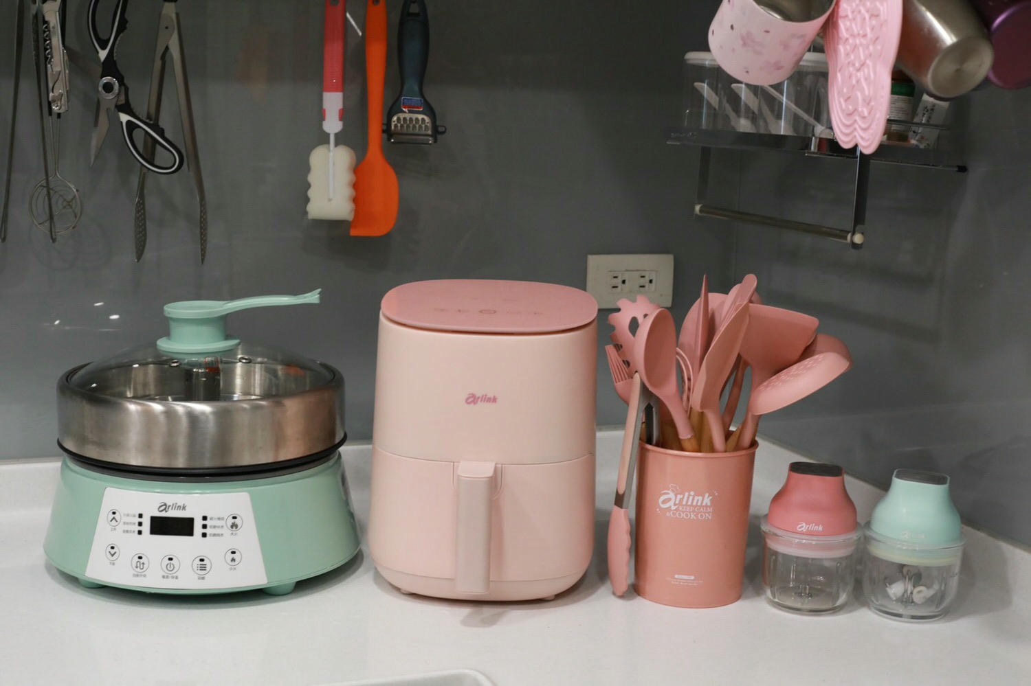 團購Arlink鍋主任｜ALRINK多功能升降火鍋全新5秒自動升降 。2021必備家電、明星網紅狂推、一機抵多機、還可以燒烤！