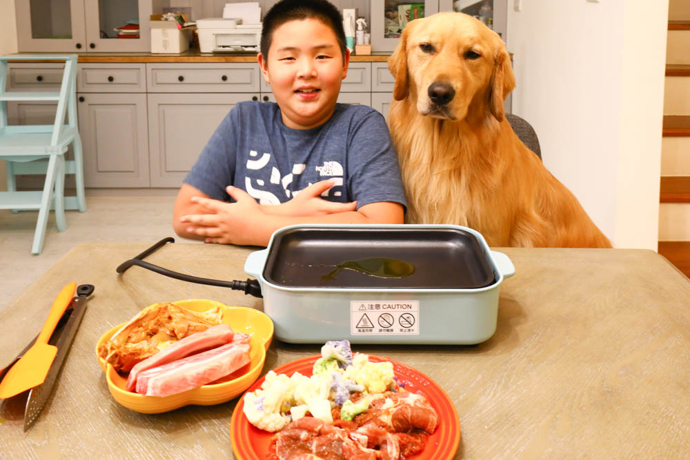 開團｜日本BRUNO多功能電烤盤｜煎牛排、燒烤、壽喜燒、章魚燒、鬆餅、鴛鴦鍋、毛小孩料理通通輕鬆搞定