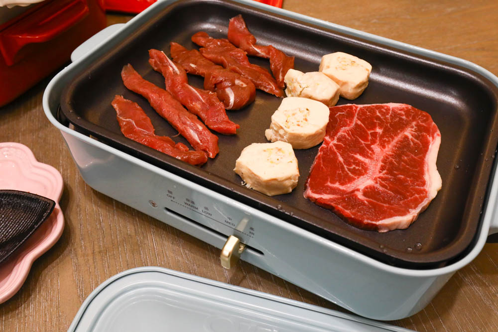 開團｜日本BRUNO多功能電烤盤｜煎牛排、燒烤、壽喜燒、章魚燒、鬆餅、鴛鴦鍋、毛小孩料理通通輕鬆搞定