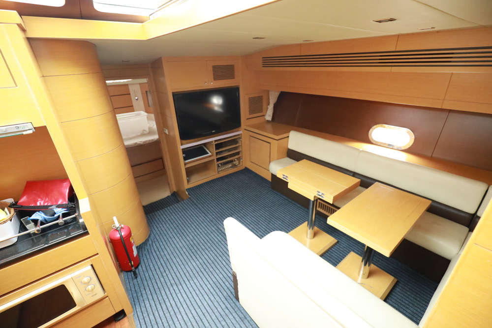 宜蘭頭城｜龜山島牛奶海。宜蘭牛奶海遊艇、SUP立槳體驗、超夢幻蒂芬尼藍的牛奶海絕美美景