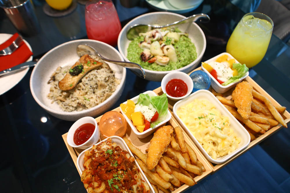 林口美食｜瑞莎塔廚房。異國料理、早午餐、兒童餐、親子遊戲區、溜滑梯球池，還可以外帶美食回家享用！！