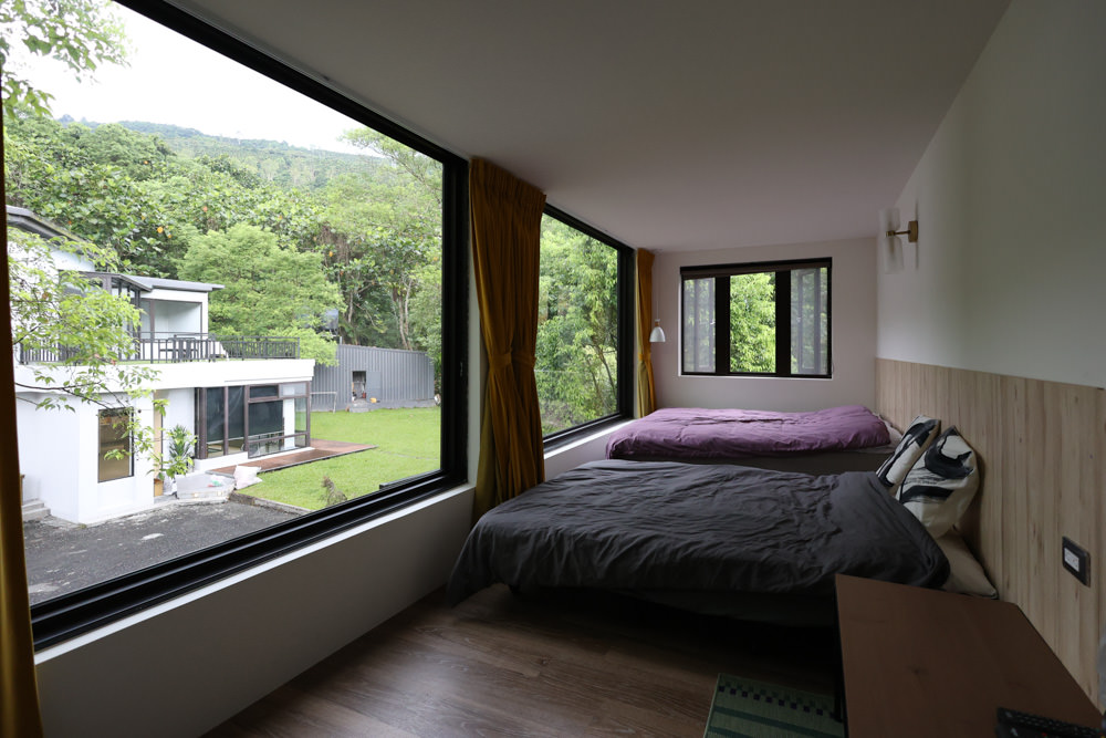 花蓮壽豐包棟泳池民宿｜生活就是VILLA會館II區。寵物友善、可住10人、大草皮、游泳池