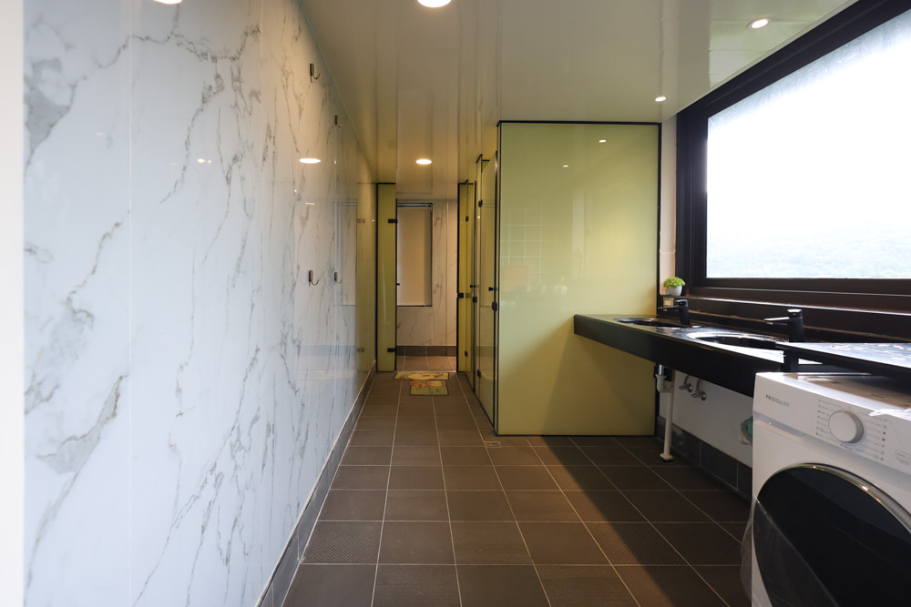 花蓮壽豐包棟泳池民宿｜生活就是VILLA會館II區。寵物友善、可住10人、大草皮、游泳池