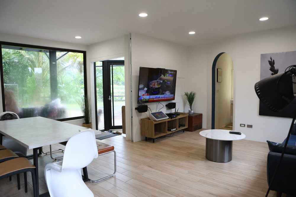 花蓮壽豐包棟泳池民宿｜生活就是VILLA會館II區。寵物友善、可住10人、大草皮、游泳池