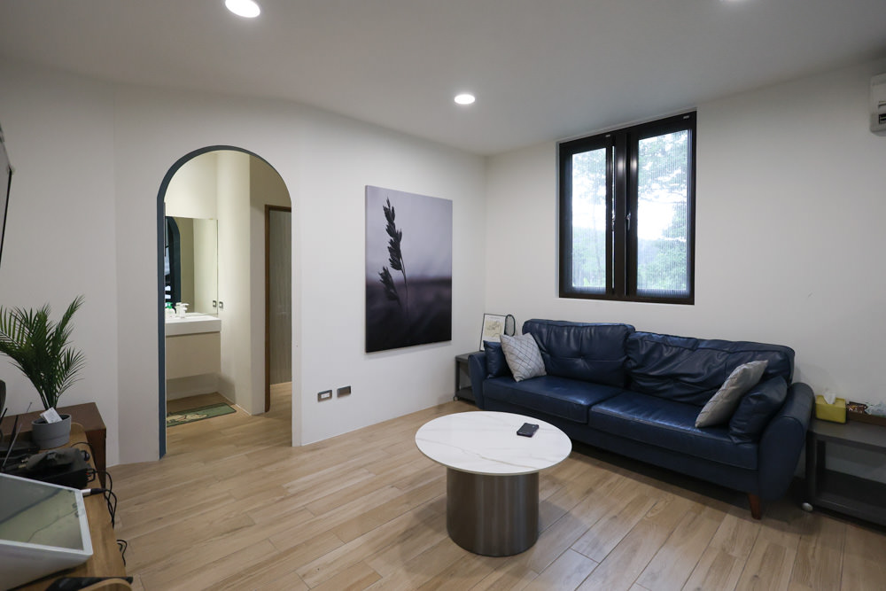 花蓮壽豐包棟泳池民宿｜生活就是VILLA會館II區。寵物友善、可住10人、大草皮、游泳池