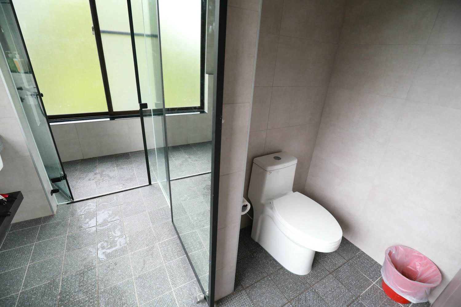 花蓮包棟泳池民宿|生活就是VILLA會館 I區。寵物友善、游泳池、大草皮、獨棟villa - 第24張圖 花蓮包棟泳池民宿|生活就是VILLA會館 I區。寵物友善、游泳池、大草皮、獨棟villa