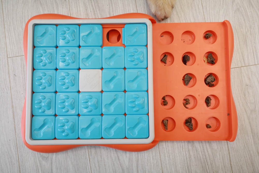 團購|Nina Ottosson瑞典寵物益智玩具。讓毛小孩動腦動手、消耗精力、減少分離焦慮症、雨天必備 - 第30張圖 團購|Nina Ottosson瑞典寵物益智玩具。讓毛小孩動腦動手、消耗精力、減少分離焦慮症、雨天必備