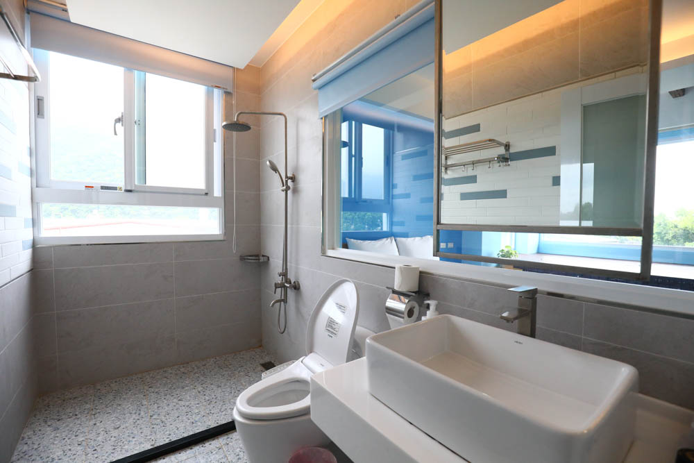 宜蘭東澳｜睡海邊民宿。東澳車站旁、近粉鳥林海灘、粉鳥林秘境、寵物友善