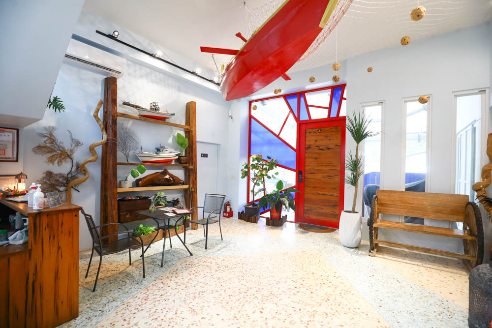 宜蘭東澳｜睡海邊民宿。東澳車站旁、近粉鳥林海灘、粉鳥林秘境、寵物友善